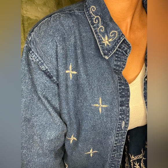 Vintage Club "Z" Denim Metallic Embroidered Oversized Button Down Top - Picture 3 of 6